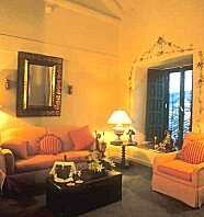 Hotel Suite Salon